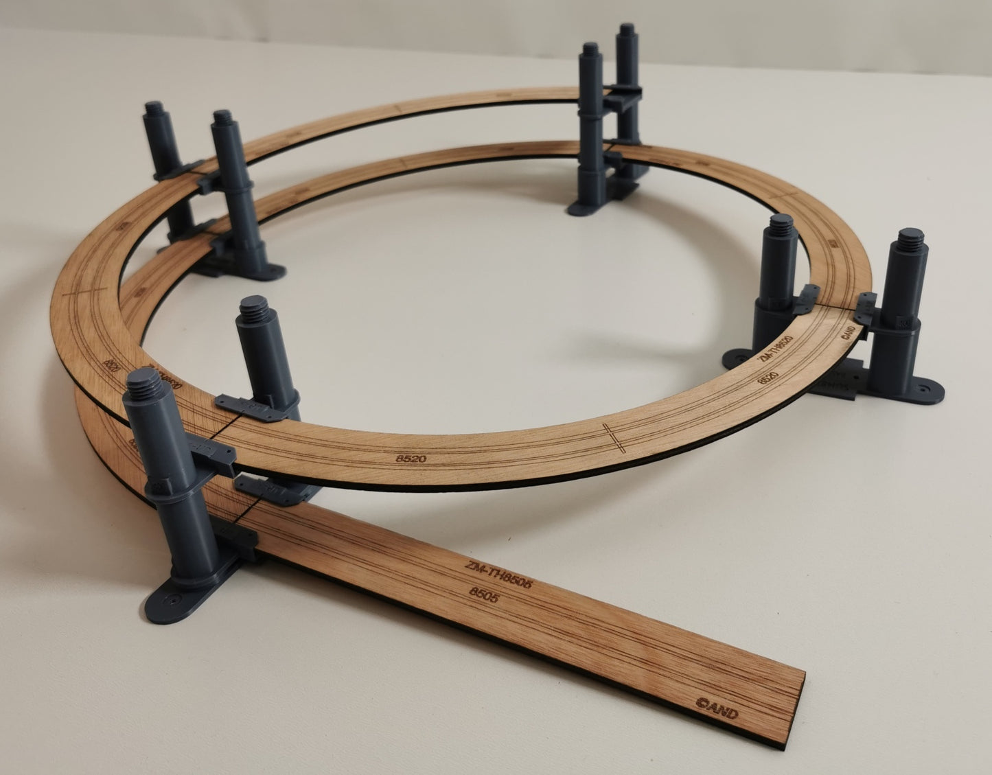 ZMH8520-C « Kurvenhorn »